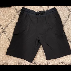 Fabletics Men’s Utility Short
